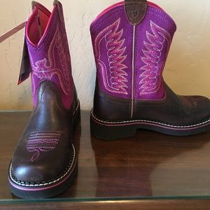 Girls purple size 13 Ariat boots